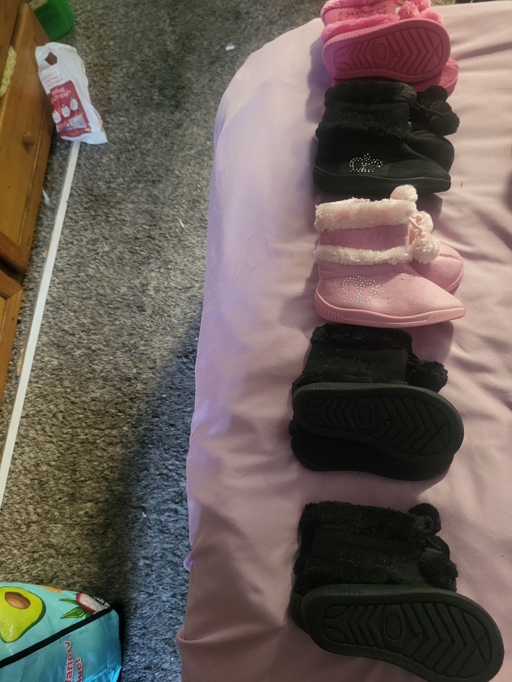 princess vera wang Pink and Black Toddler Boots Set